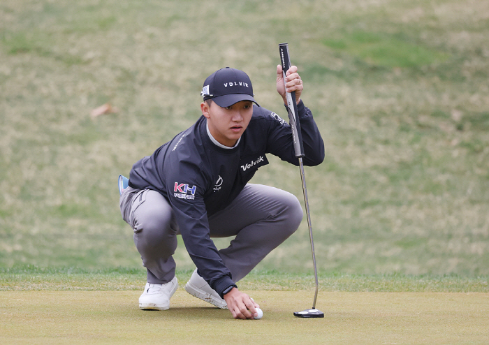 '개막 첫날부터 펄펄' G투어 통산 12승 김홍택 "필드골프와 다른 점은…