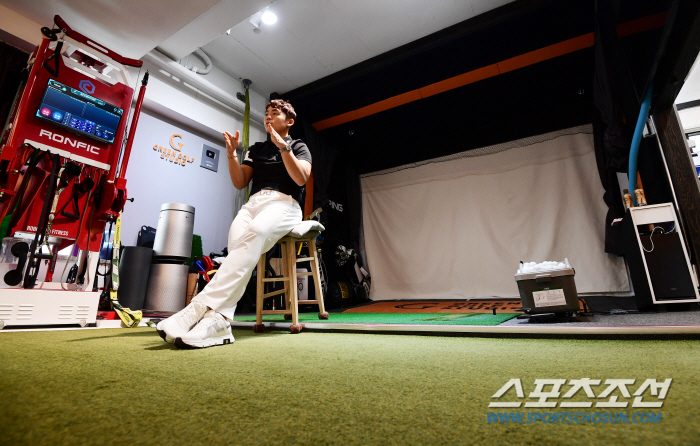 '레슨시장 양극화' 정점에 선 1타강사의 최고 비법...레슨장이야, 체력…