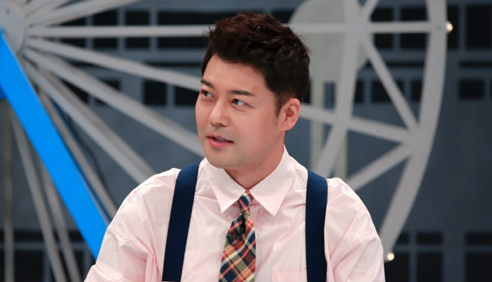 전현무, 또 다시 불거진 연애의혹...폭탄선언까지 ('톡파원25시')