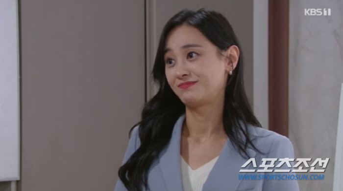 함은정, 백성현-신정윤과 '3각 관계' 조짐. 하필 운동화 끈이 풀려서……