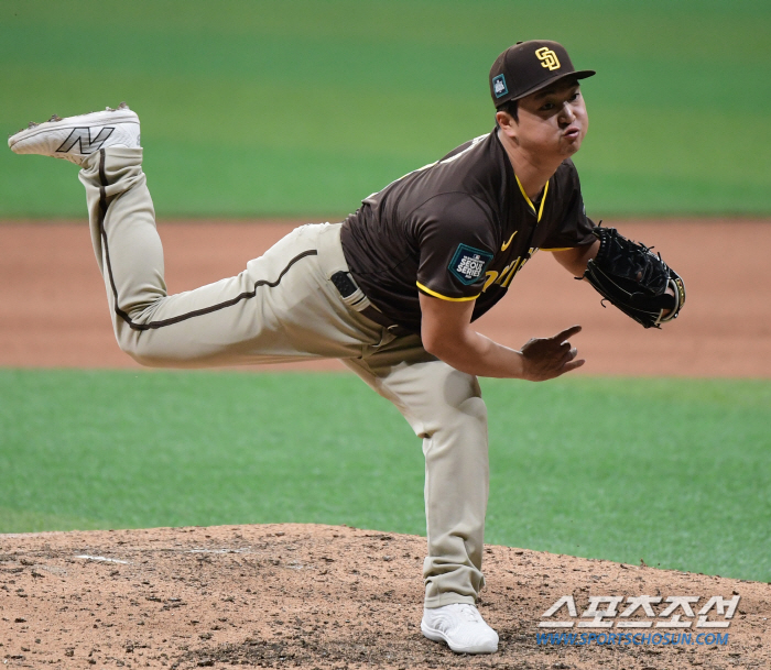 'ERA 6.75' 154명中 111위, 고우석 더블A서도 이 정도라면 …