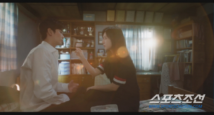 [이정혁의 수다톡톡]'해피엔딩의 장인' 박지은 작가, 이번엔 배신하나? …