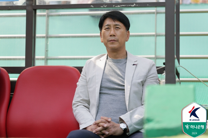 [현장리뷰]'박찬용 원더골'박태하의 포항, 김기동 더비에서 '1-2→4-…