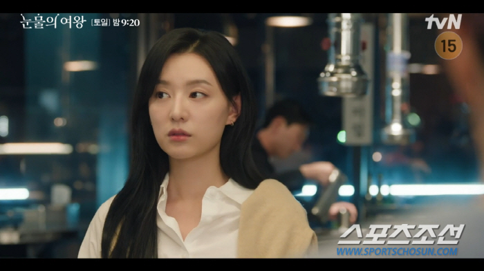 [SC초점]'눈물의 여왕', 해피엔딩은 '김지원 임신→뇌종양 치료'? 백…