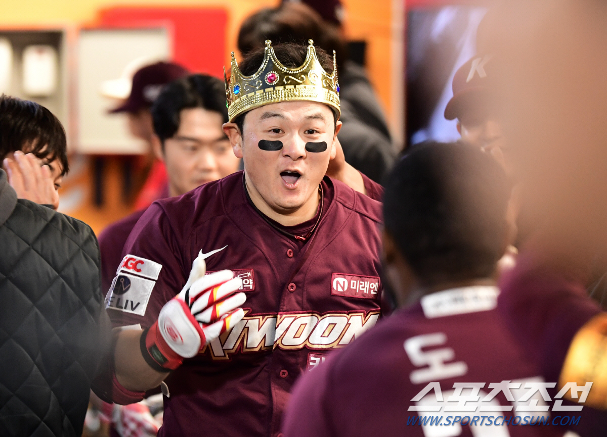 '최하위' 예상 깨고 상위권 연승질주. 그 중심에 '8홈런+31타점 합작…