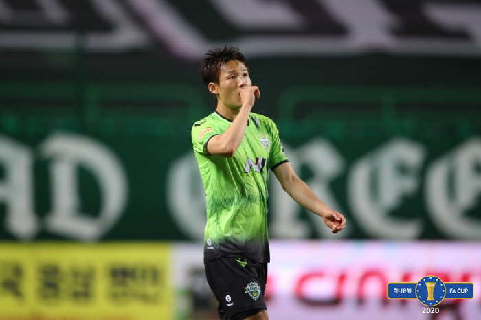 [단독]손준호, 그라운드 복귀 첫 걸음 시작 'K5리그 용산 건융FC 입…