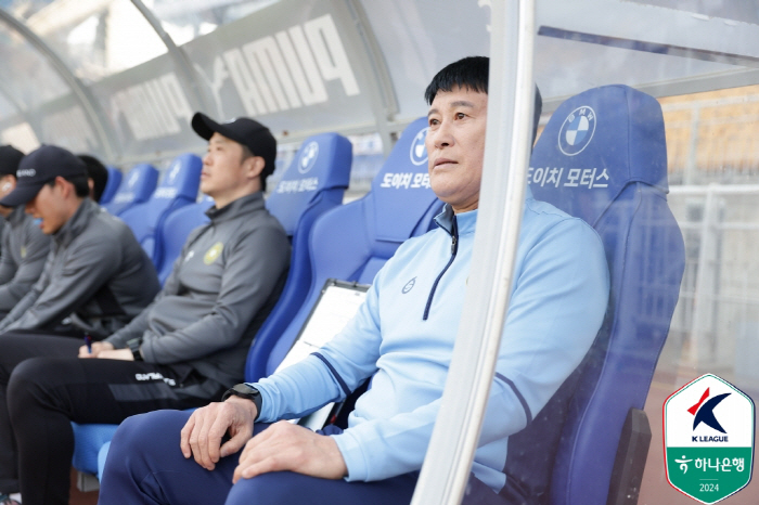 [현장인터뷰]'패장' 고정운 감독의 일침 "外人, 현재에 더 집중해줬으면…