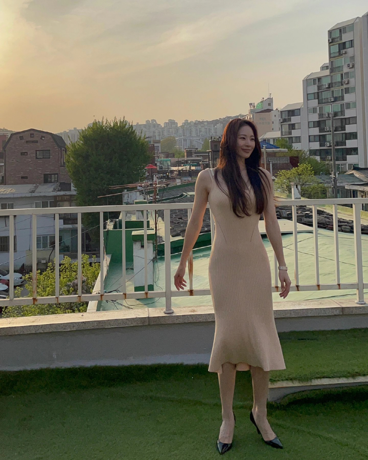 신수지, 완벽한 뒤태 美女 인증…매끈한 등근육에 '깜짝'