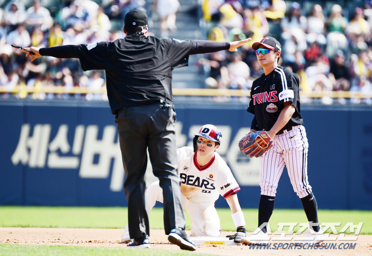 "유니폼이 더러워져야…" 챔피언 3루수도 고개를 저었다, 괜히 대학 야구…