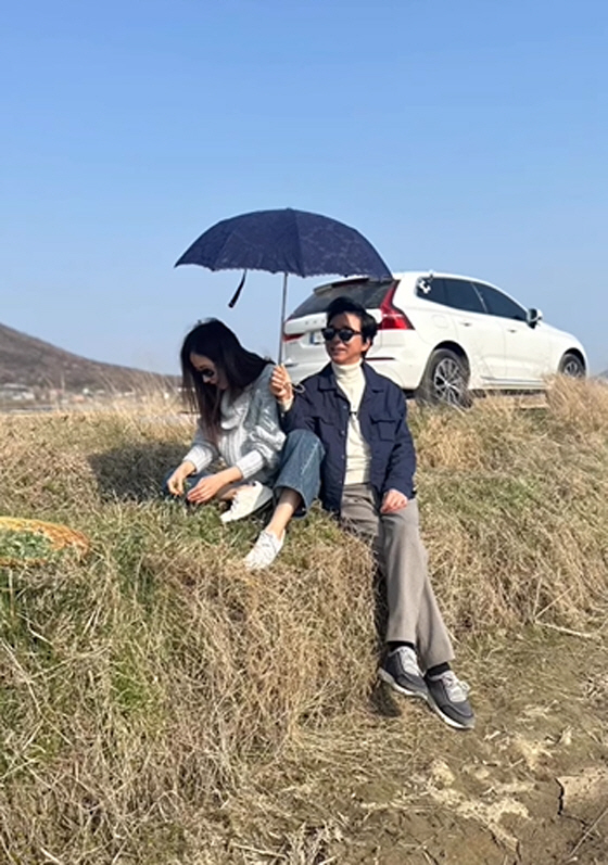김국진♥강수지, 둘만의 데이트가 즐거운 부부 "행복한 순간"