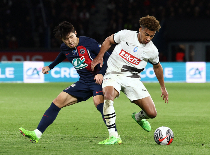 '이강인 포함 선수 20명 바겐세일?' PSG, 음바페 떠나면 다 갈아엎…