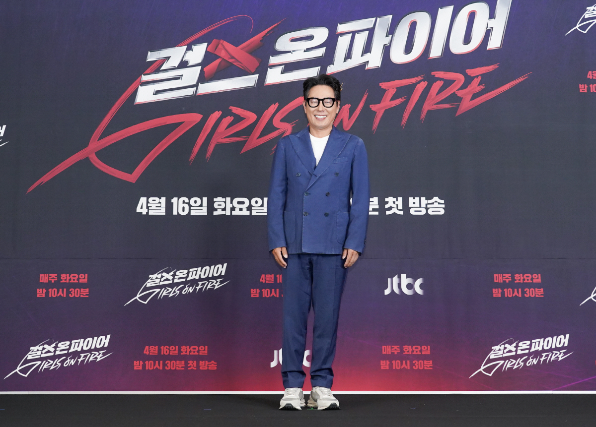 윤종신 "난 오디션 프로그램 고인물+적폐…이젠 그만할 때" ('걸스 온 …