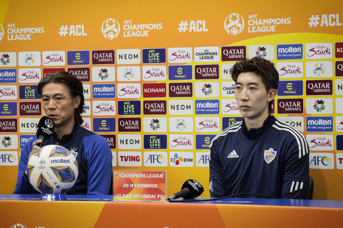 '결전의 날' ACL 4강 첫 판은 무조건 이겨야 하는 울산, 홍명보 감…