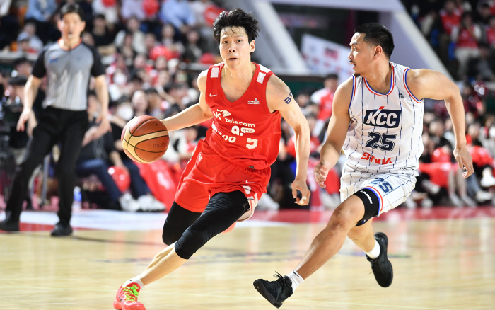 [집중분석] KBL 최고 가드 김선형, 알바노 무력화시킨 KCC 에피스톨…