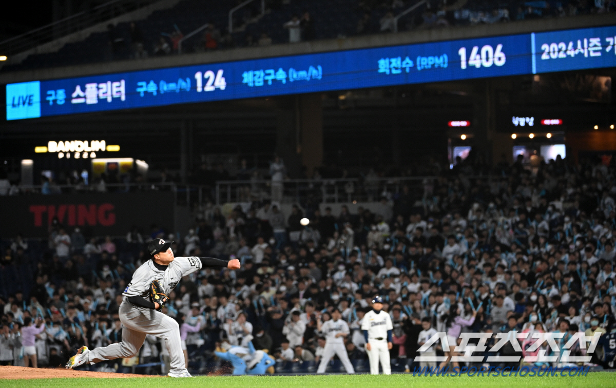'아, 4213일 만에 KBO 피홈런' 류현진, 복귀 최다 이닝 소화에도…