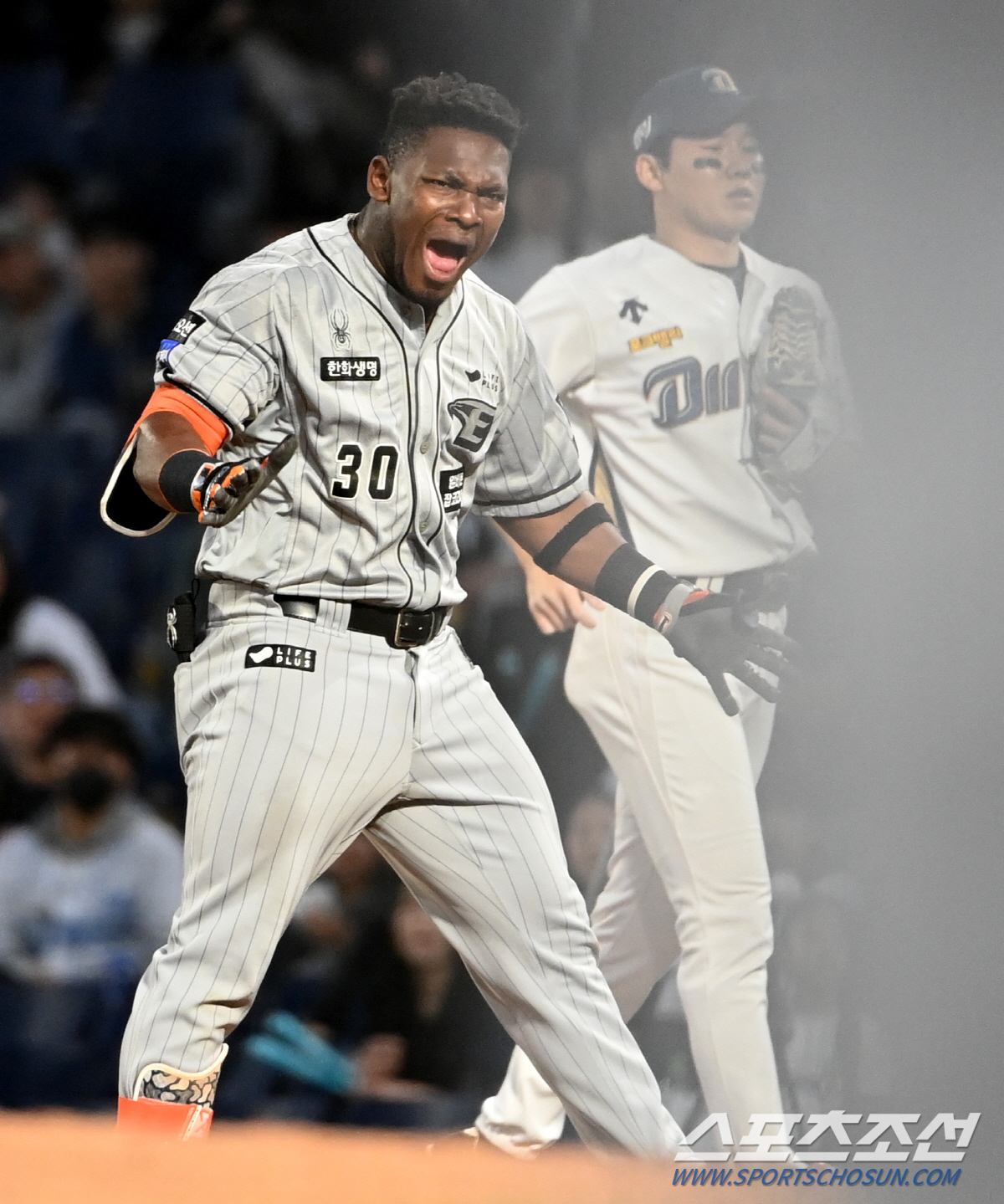 '아, 4213일 만에 KBO 피홈런' 류현진, 복귀 최다 이닝 소화에도…