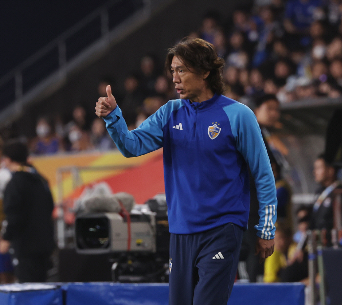 "작년 많이 실망, 도움되고 싶었다" FIFA 클럽 월드컵 선물하고 떠나…