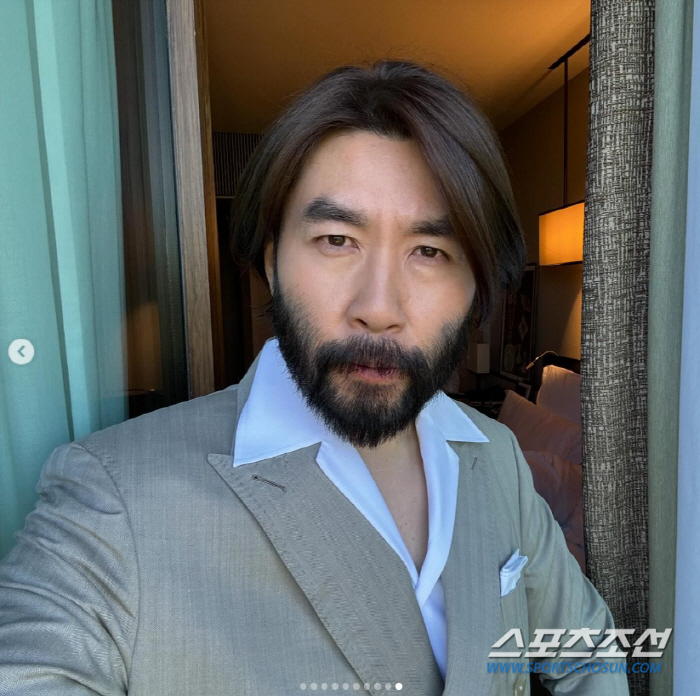 [SC이슈]"저 긴 줄, 실화야?" 노홍철, 밀라노에서도 대박…완벽한 '…