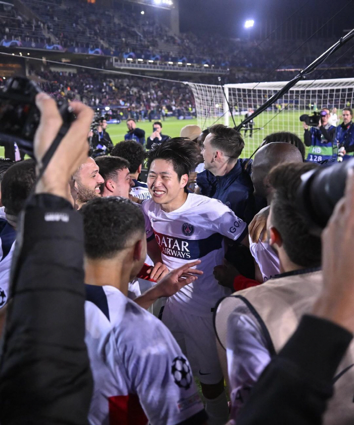 아시아 역사상 이런 일은 없었다...김민재vs이강인, 역사상 첫 한국인 …