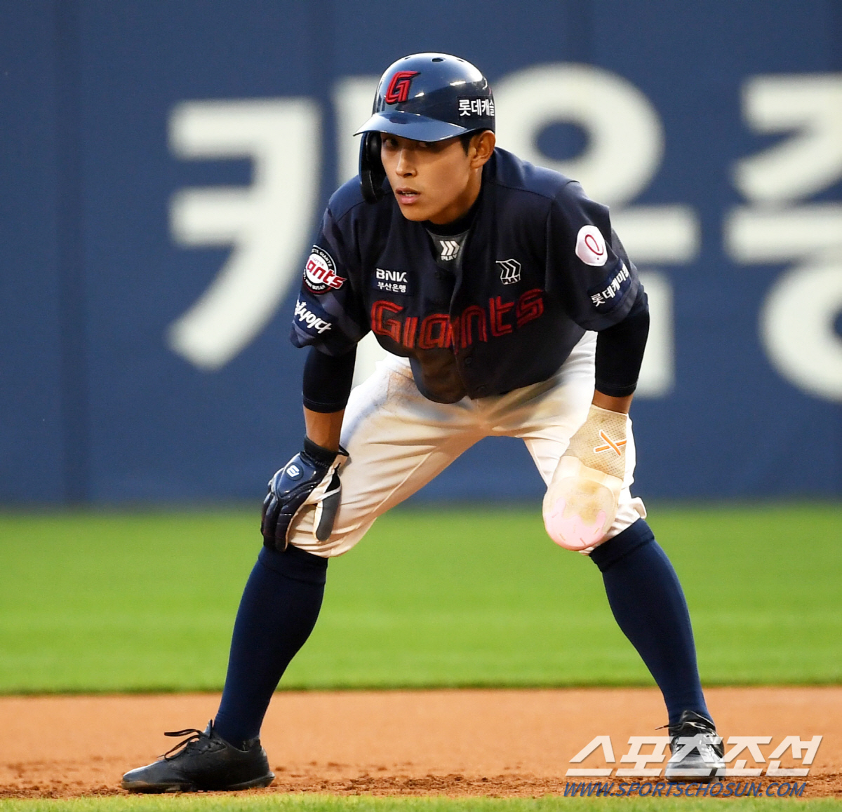 '이슈 메이커' 황성빈의 심경 고백 "조심하겠다. 너무 미워하지 않으셨으…