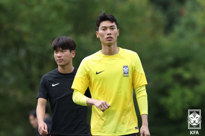 [중국전]'손가락 부상 투혼→선방쇼' GK 김정훈 없었으면 정말 '큰일'…