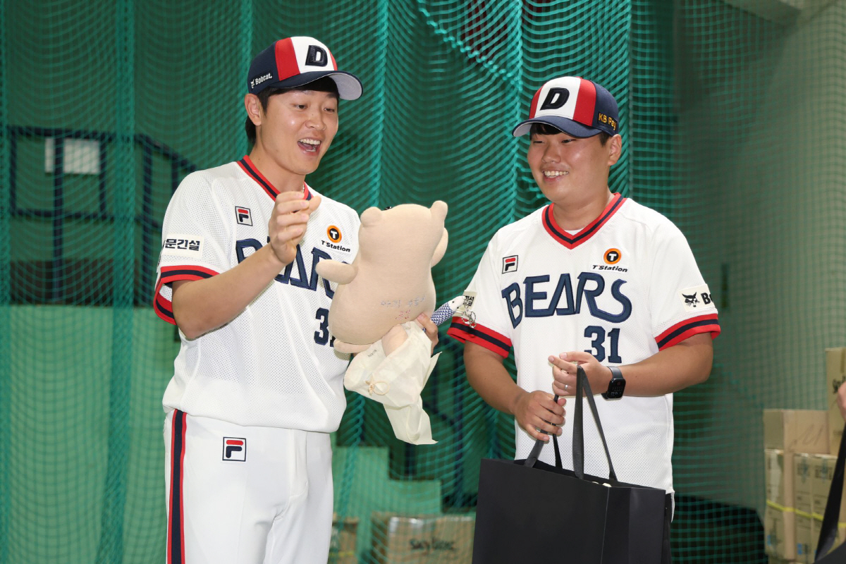 "다이빙캐치 매력에 푹, 모두 희망 잃지 마세요"…병마도, 비도 막지 못…