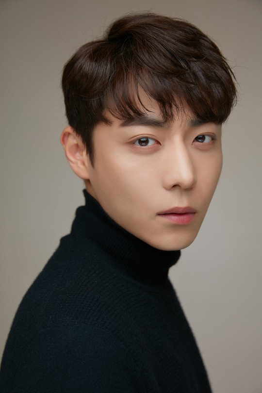 '윤봉길 의사 후손' 윤주빈, 오늘(20일) 결혼..♥신부는 2세 연하 …
