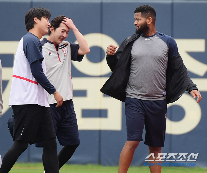 '정상 개최 or 더블헤더?' 비 오는 잠실구장, 현재 상태는...[잠실…