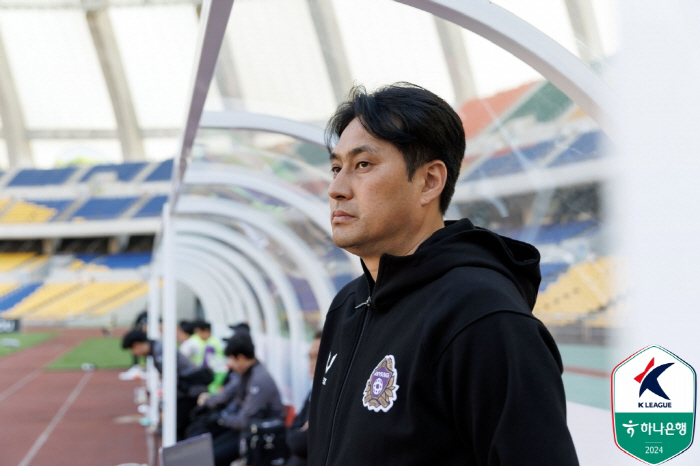 첫 지지대더비 '안양→수원'백동규에게 쏠리는 시선, 염 "중심 잘 잡아줄…