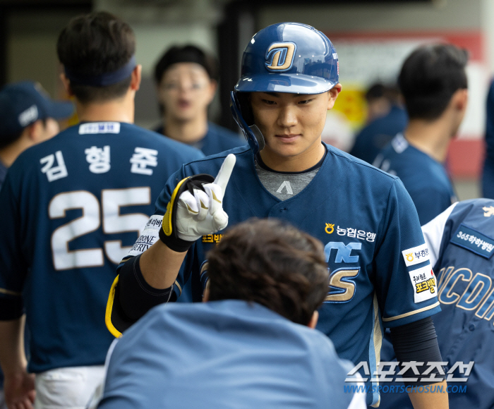 "안될 건 없잖아요" 1할 타율에도 포기X...무한잠재력 4년차 유격수,…