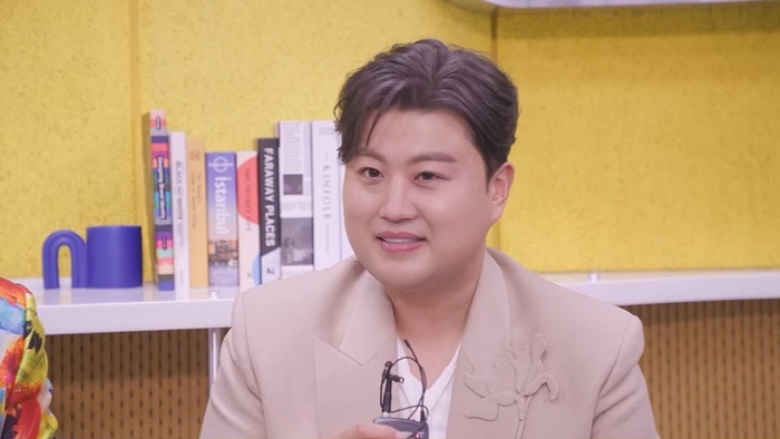 김호중, 트롯뮤직어워즈 최고가수상…"'미스터트롯' 준비하기 직전 떠오르더…