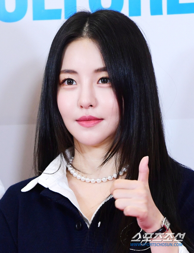 [공식] 브브걸 측 "유정, 팀 떠난다…멤버들도 의견 존중" (전문)