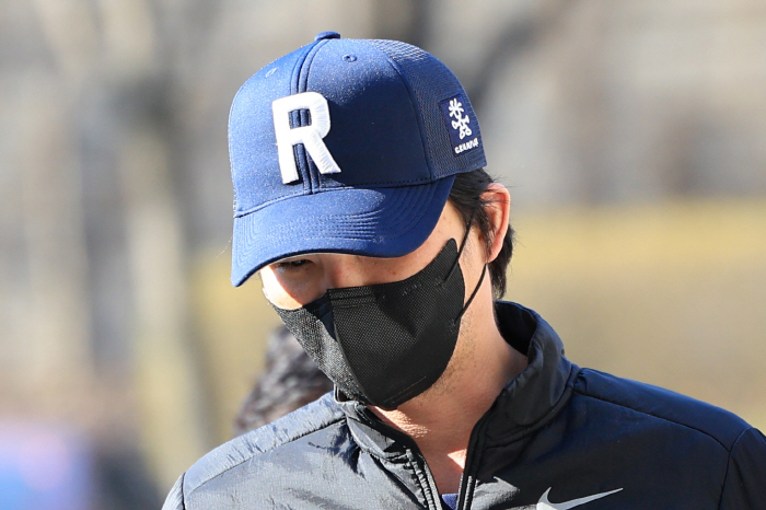 거절할 수 없었던 선배 오재원의 협박…어긋난 카리스마, '자진 신고' 8…