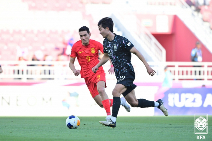 [U-23아시안컵]"한국과 비겼다면.." 中의 뒤늦은 후회, UAE 2-…