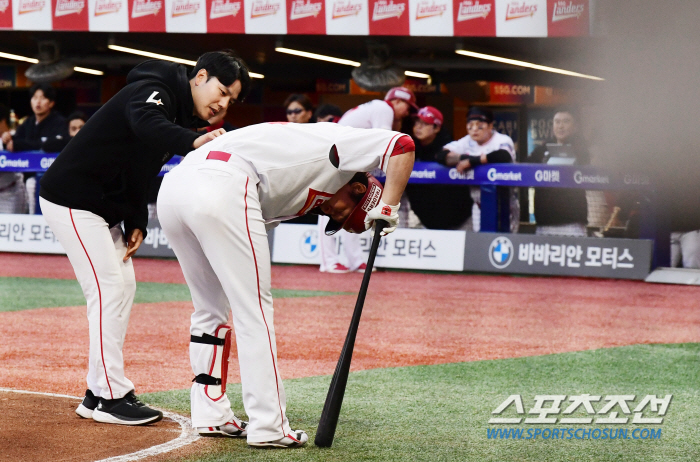 '역대 최다홈런 -1' 37세 나이에도 홈런 2위…복귀 앞둔 최정, 국민…