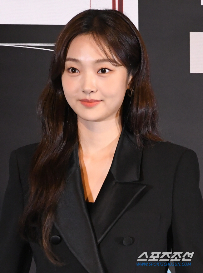 [공식] 김혜준, 매니지먼트mmm과 전속계약 체결..김태리X전여빈X안재홍…