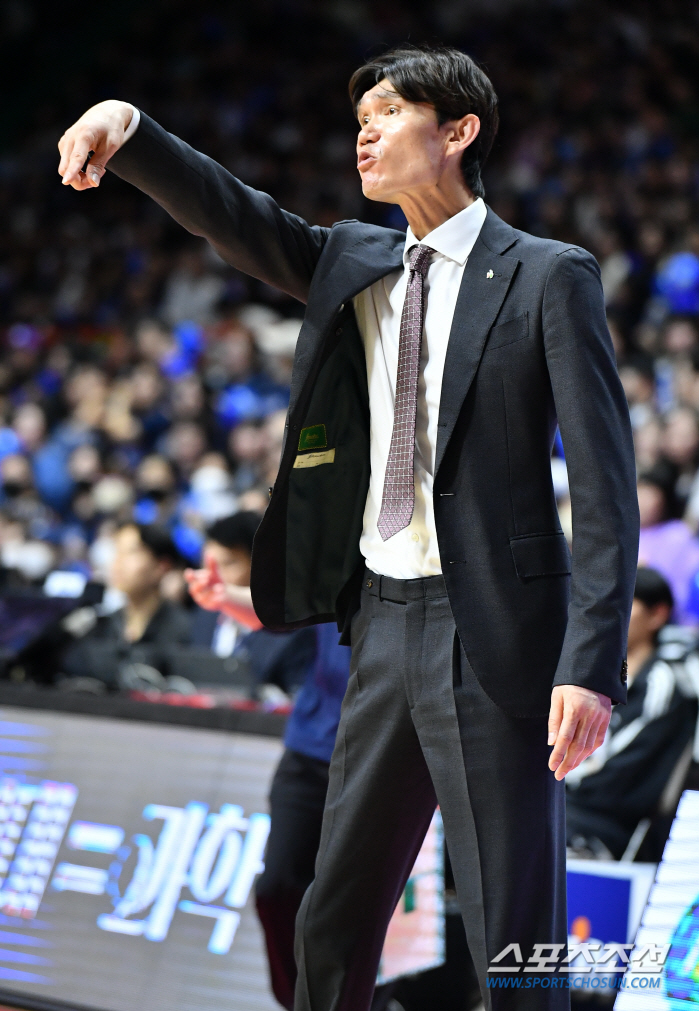 "FA로 풀리는 강상재 김종규 적극적으로 잡을 것!" DB 김주성 감독 …