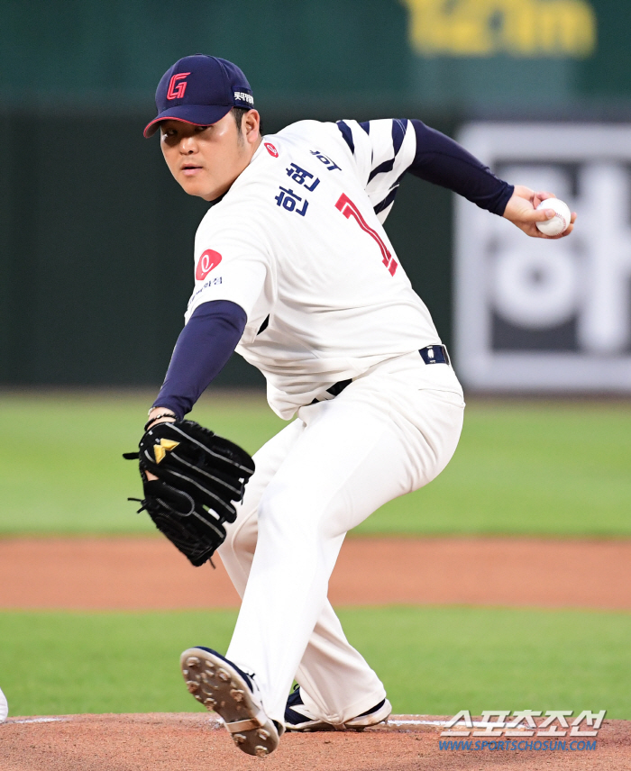 전준우 개인 통산 200호 투런 쾅→김민성 역전포! '복귀' 최정 2루타…