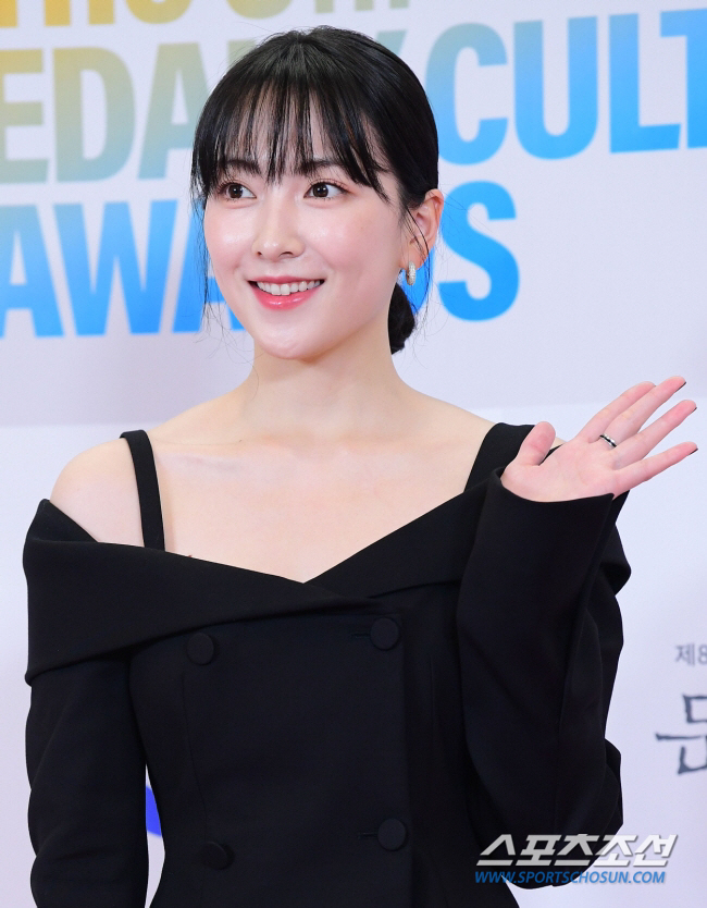 카라 강지영 "불친절한 경찰서 응대에 화나…눈물 나고 손 떨려" [전문]