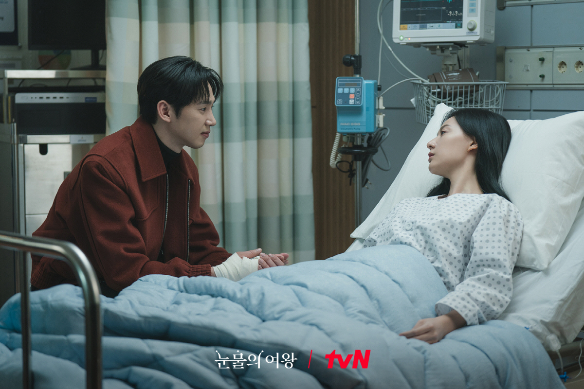 "김수현 눈물=명장면"...'눈물의 여왕' 섬세한 눈빛+눈물로 높인 몰입…