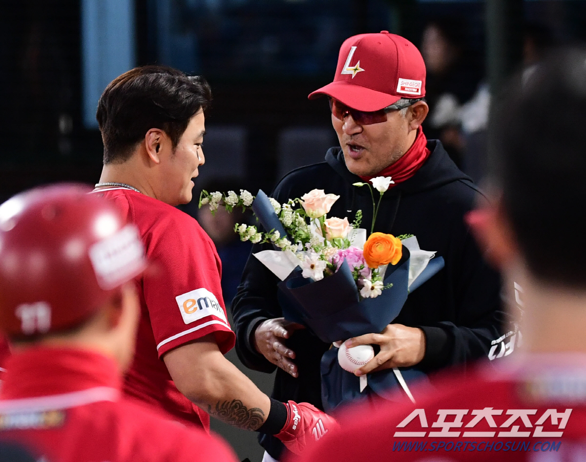 "600홈런까지 가자!" 추신수+최정 향한 '숭감'의 헌사. "레전드와 …