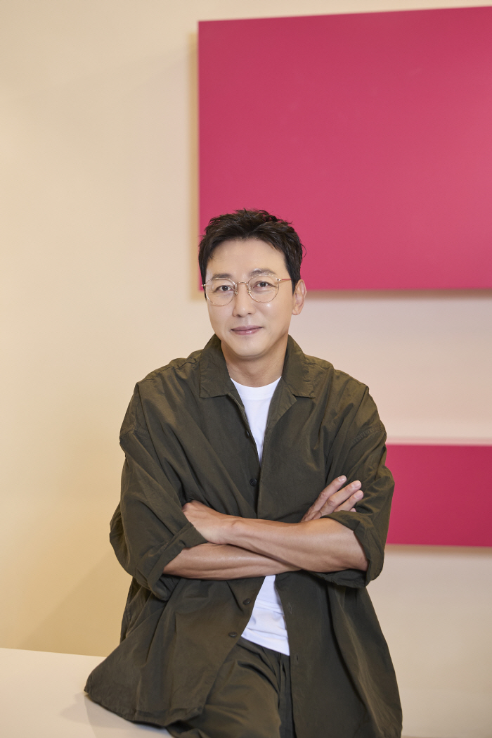 [SC인터뷰] "빛나는 ★ 찾고파"…기획사 대표 된 탁재훈, '하입보이스…