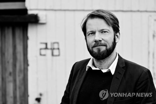 "회사에선 아무도 말뿐인 사람을 좋아하지 않는다"