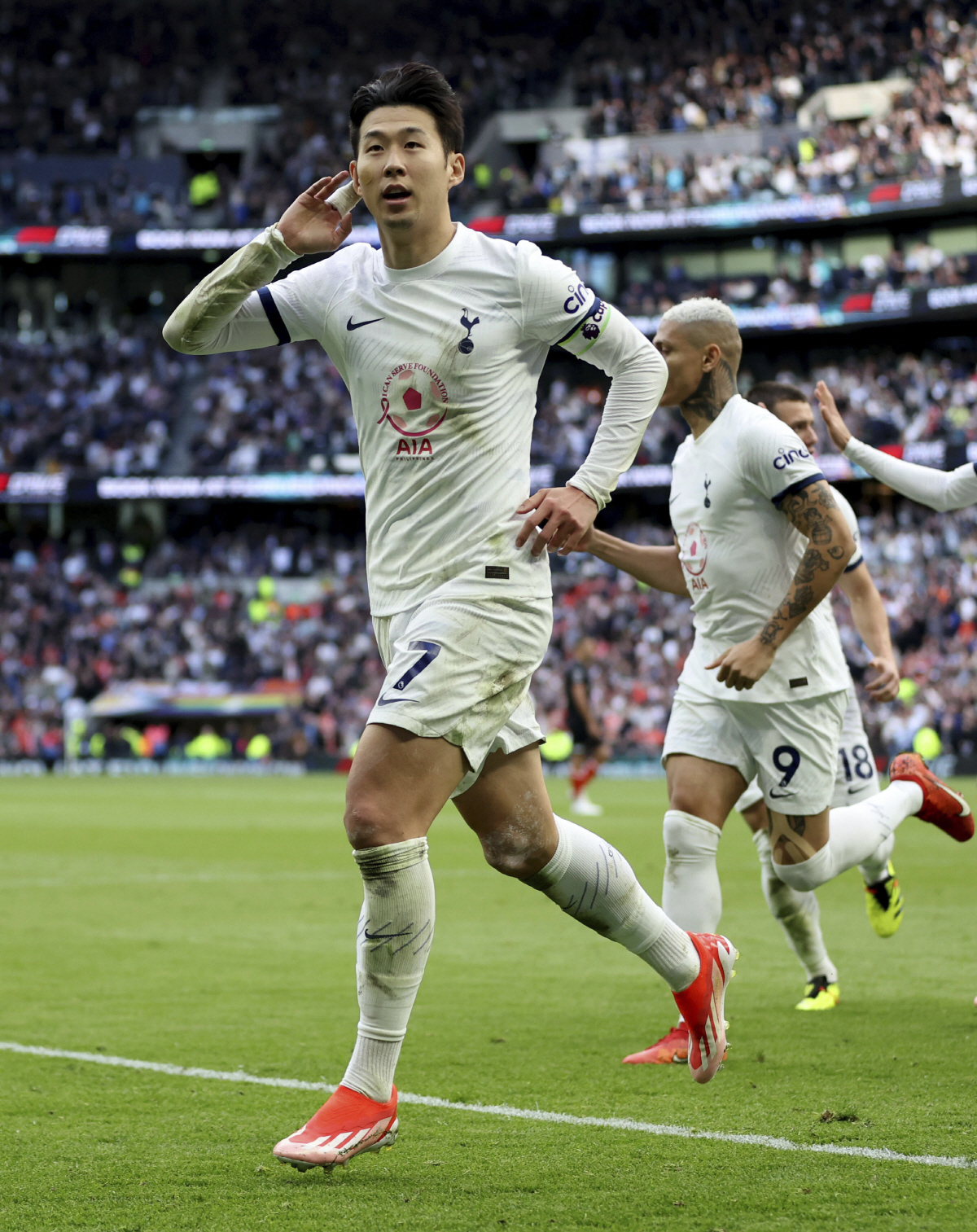 "SON 1위X황희찬 9위" xG 훌쩍 뛰어넘은 EPL 최고 피니셔 톱1…