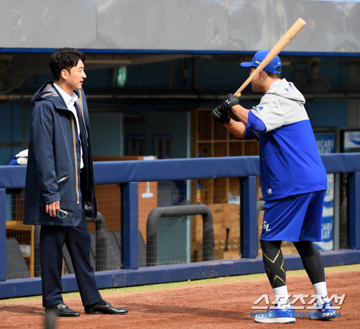 '50억 FA의 끝모를 부진' 오늘도 무안타. 2군 타율 끝내 1할이 무…