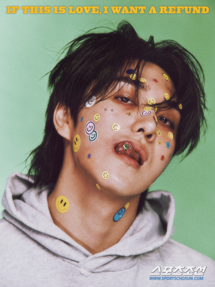 [SC초점]'펜타곤 출신' 키노, 5월 2일 발매 앨범 파격 셀프 홍보…'좋아요' 수만 건에 조회수 100만뷰 이상