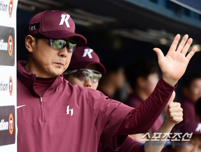 홍원기 감독은 6회 왜 김도영 고의4구 선택 안했나...그리고 9회에는 …