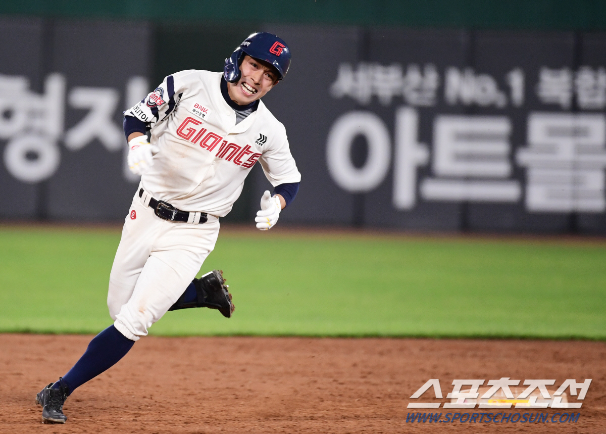 "오늘 대타도 어렵다" 마황 황성빈, 또 부상에 발목? 아름다운 5G 치…