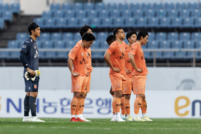 ACL 결승행 좌절 울산, 후유증은 없을까…'3연승 도전' 전북의 반등,…