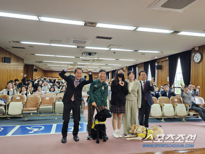 "함께 걷는 길,장애인에게 좋은건 비장애인에게 더 좋은것" 조희연 서울시…